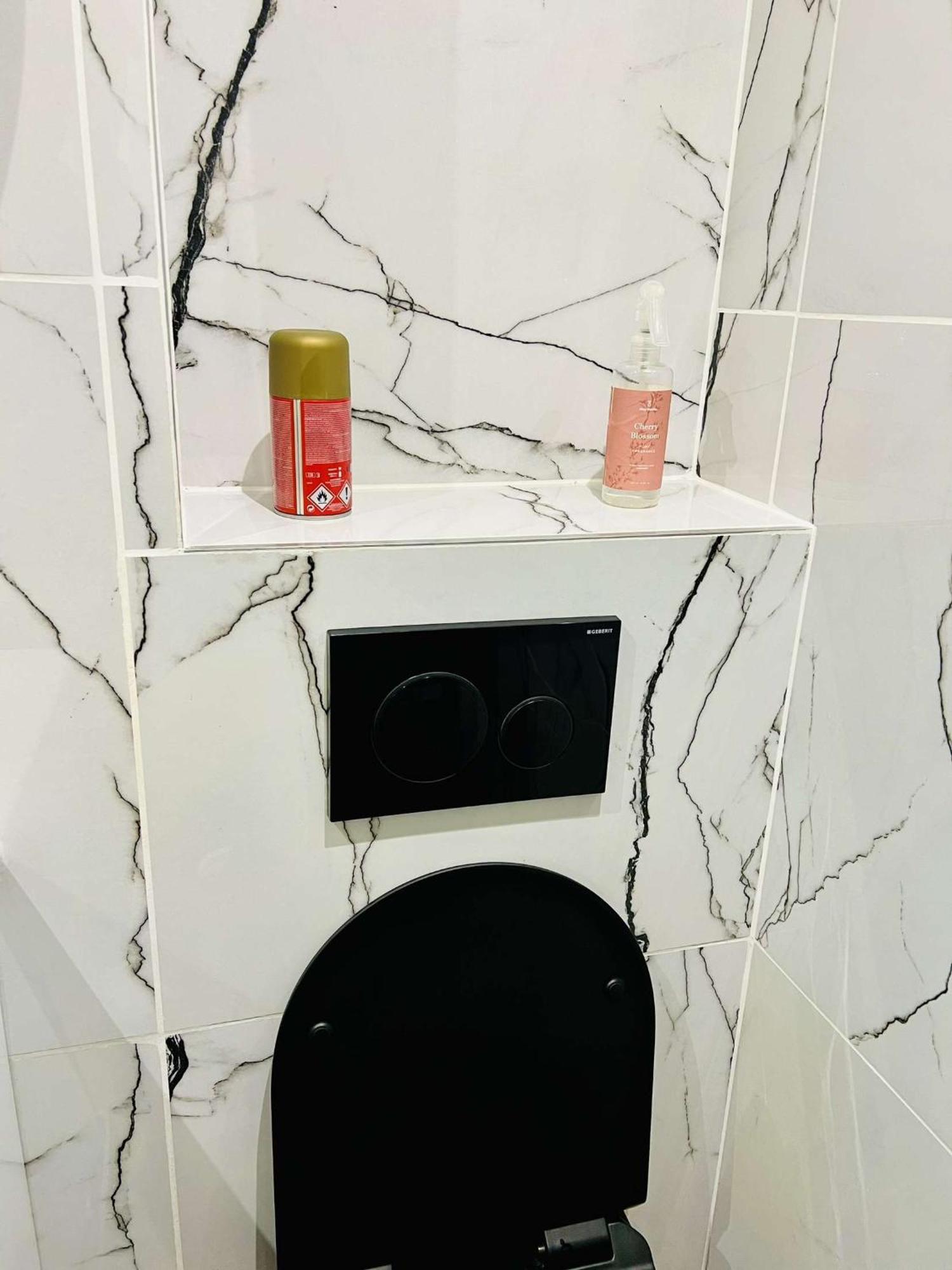 Appartement Moderne Vieille Ville Parking Gratuit 阿讷西 外观 照片